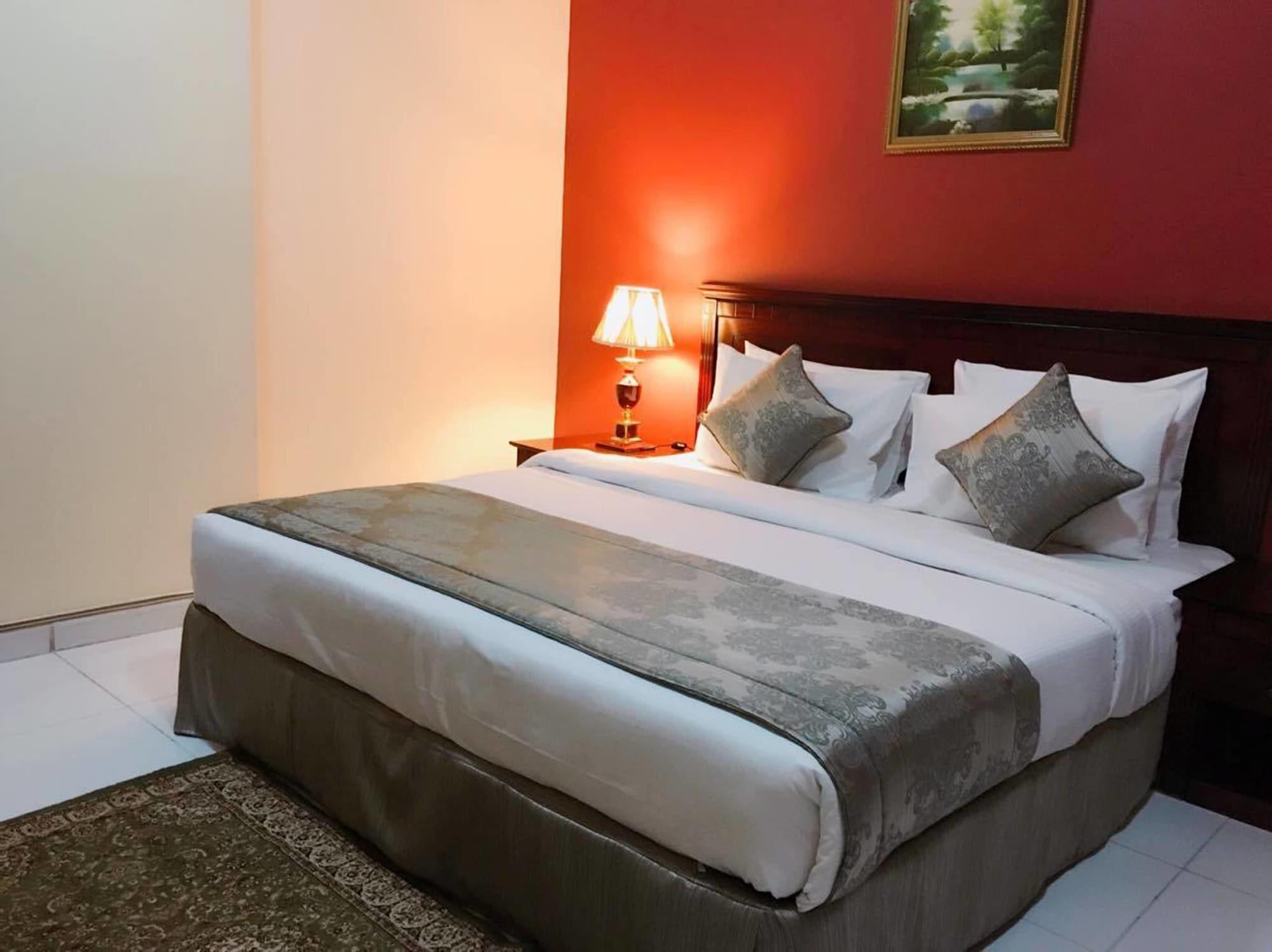 Al Maha Regency Hotel Suites - Managed By Aoudi Consultants Sharjah Buitenkant foto
