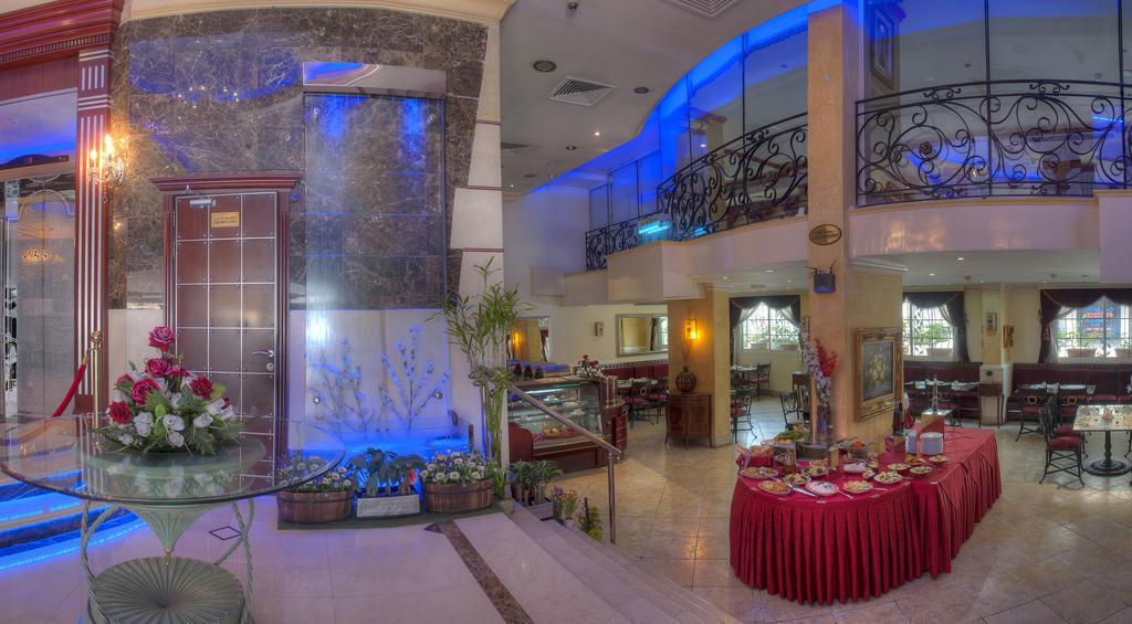 Al Maha Regency Hotel Suites - Managed By Aoudi Consultants Sharjah Buitenkant foto