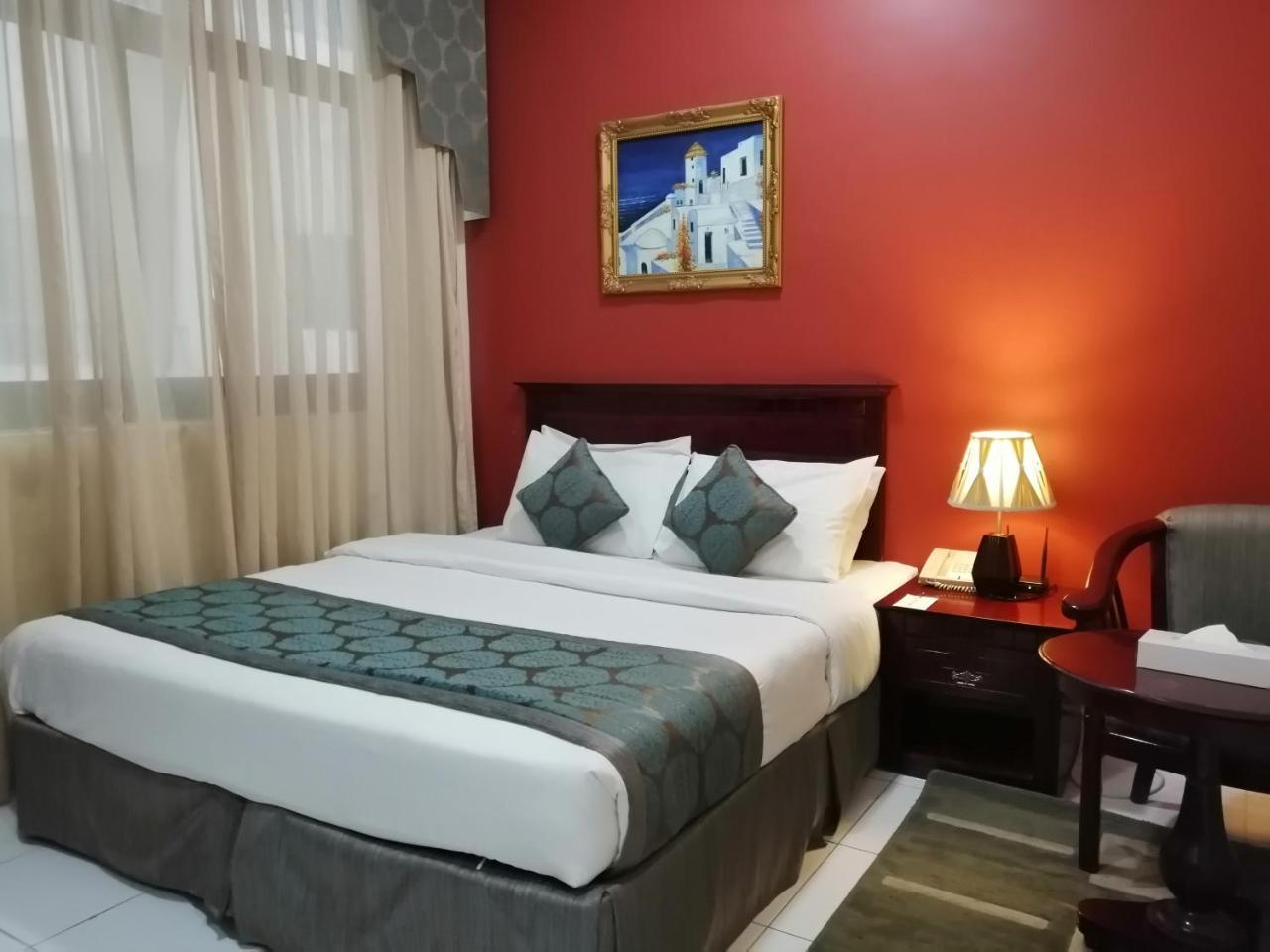 Al Maha Regency Hotel Suites - Managed By Aoudi Consultants Sharjah Buitenkant foto