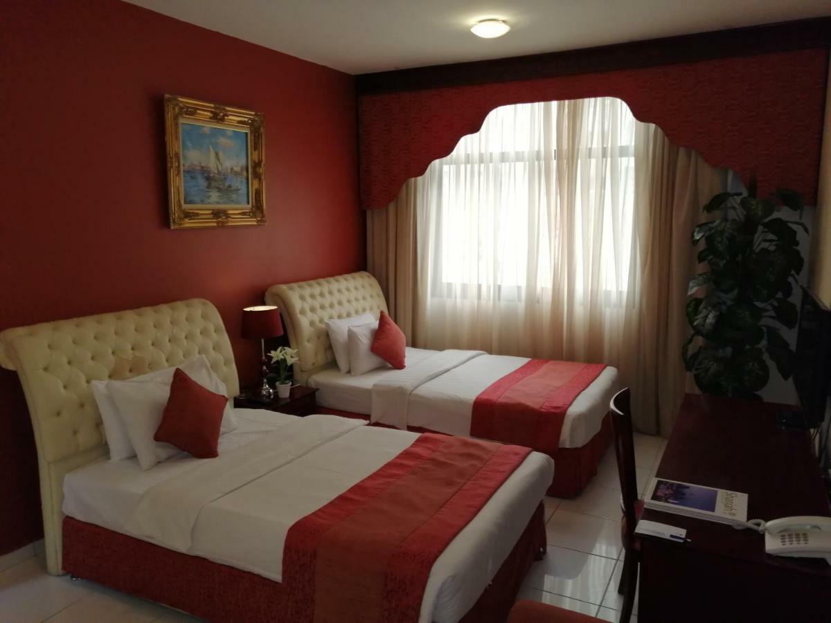 Al Maha Regency Hotel Suites - Managed By Aoudi Consultants Sharjah Buitenkant foto